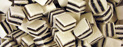 Taveners Black and White Mints